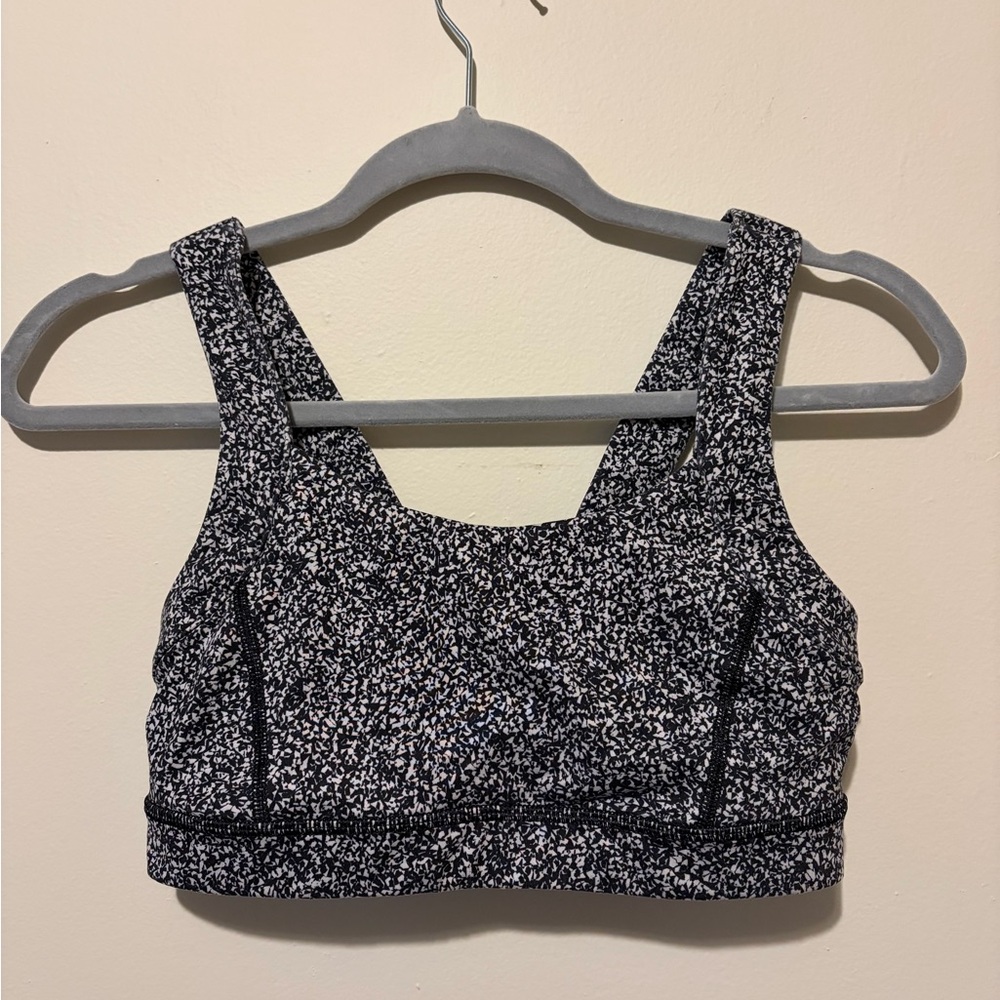 Pavement Pusher bra in black and white.